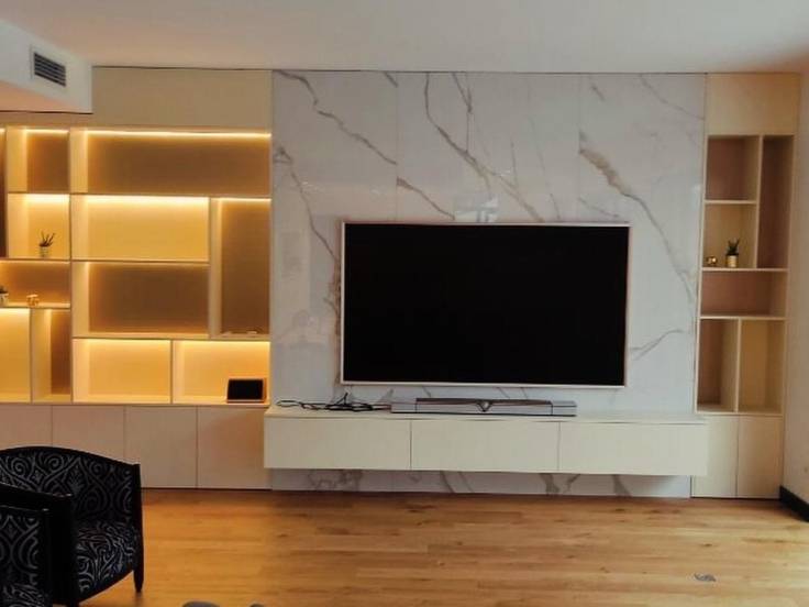 Meuble TV et bibliothèque sur mesure à Gradignan