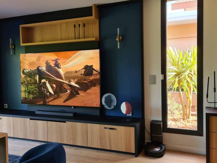 Meuble TV sur mesure - mélaminé noir anti trace et placage chêne - Arcachon