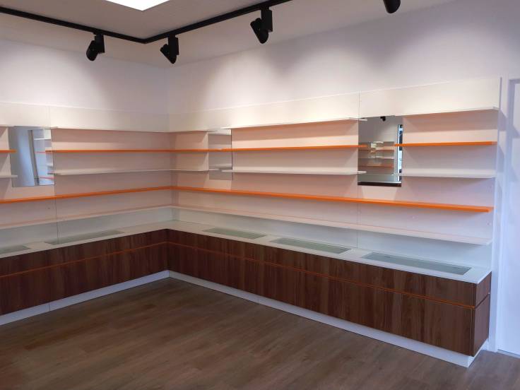 Mobilier d'exposition pour magasin d'optique