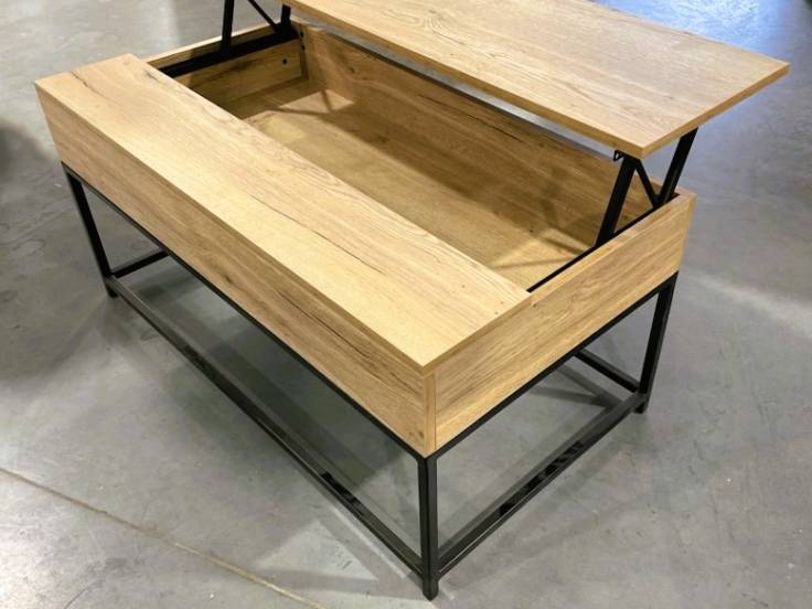 Table basse de salon avec système relevant